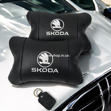 Автомобільні подушки 2 шт на підголівник Skoda / Шкідливість, з натуральної шкіри, стильний аксесуар для GQ-691 вашого авто